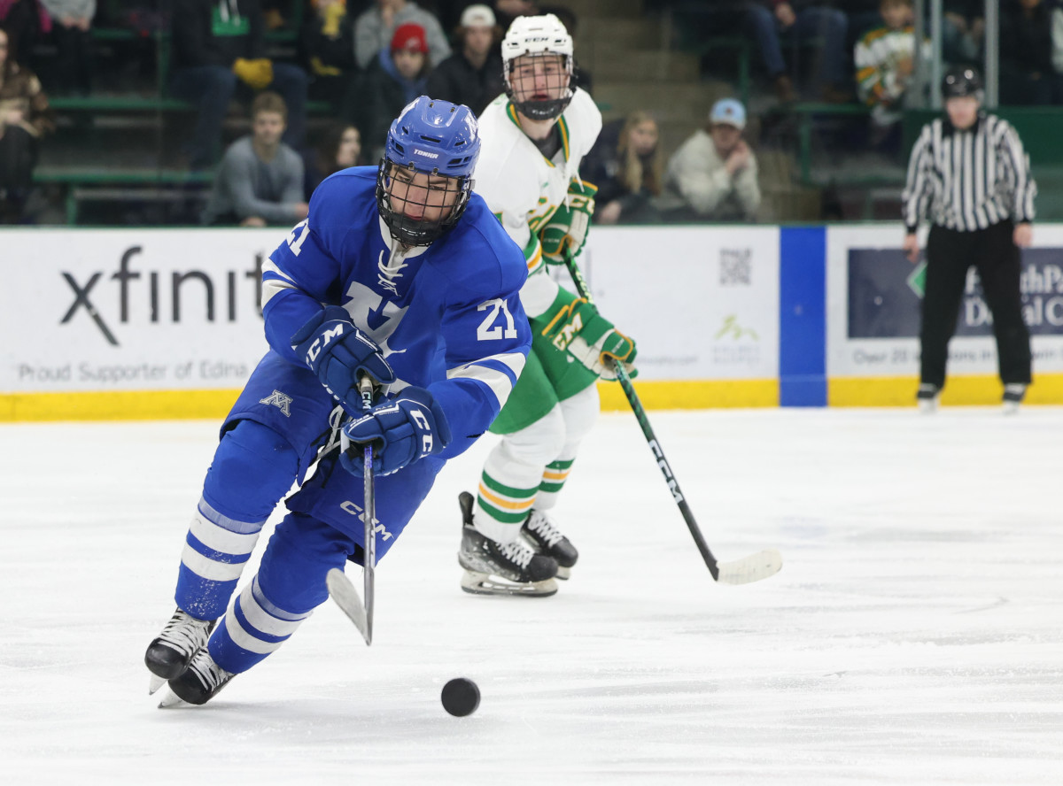 Minnetonka vs Edina Feb11-23 Jeff Lawler6